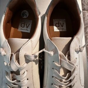 Dolce Vita Cream Lace-Up Sneakers